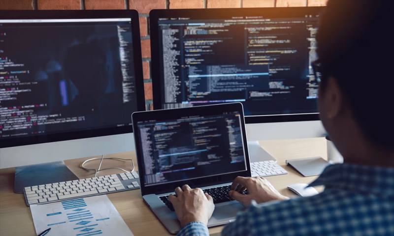数据科学选型：R与Python如何赋能滨海县网站建设？